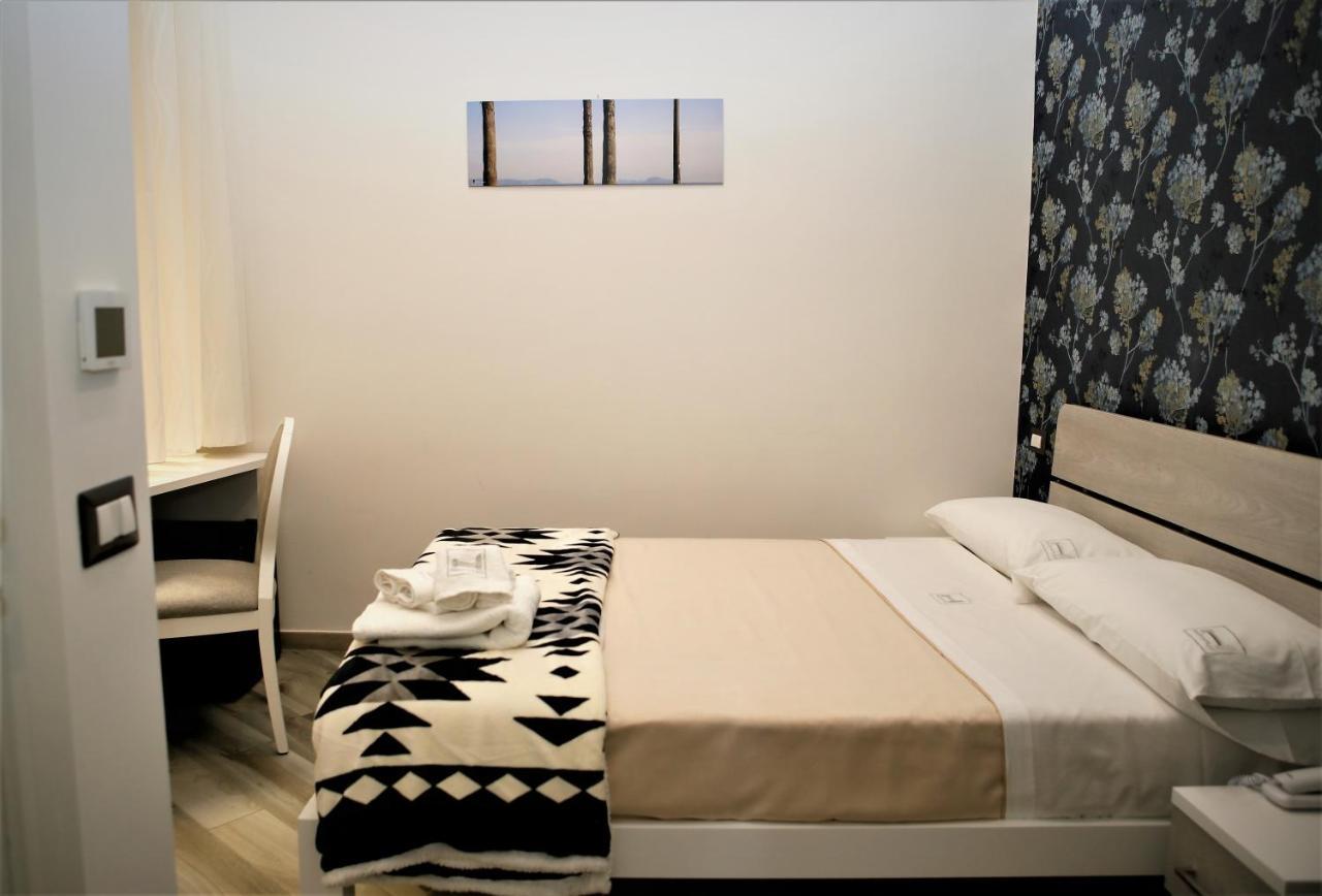 Hermes Rooms For Tourists Nápoles Exterior foto